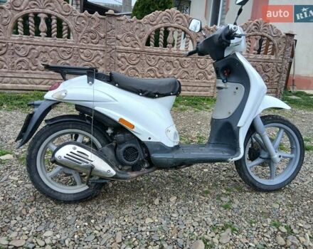Белый Пиаджо Liberty, объемом двигателя 0 л и пробегом 37 тыс. км за 400 $, фото 2 на Automoto.ua