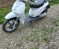 Белый Пиаджо Liberty, объемом двигателя 0 л и пробегом 37 тыс. км за 400 $, фото 1 на Automoto.ua