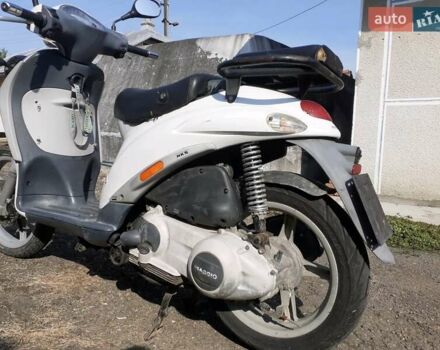 Белый Пиаджо Liberty, объемом двигателя 0 л и пробегом 1 тыс. км за 450 $, фото 4 на Automoto.ua