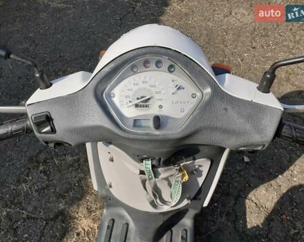 Белый Пиаджо Liberty, объемом двигателя 0 л и пробегом 1 тыс. км за 450 $, фото 6 на Automoto.ua