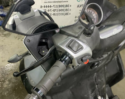 Чорний Піаджо MP3, об'ємом двигуна 0.4 л та пробігом 6 тис. км за 2500 $, фото 3 на Automoto.ua