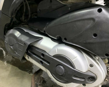 Чорний Піаджо MP3, об'ємом двигуна 0.4 л та пробігом 6 тис. км за 2500 $, фото 4 на Automoto.ua