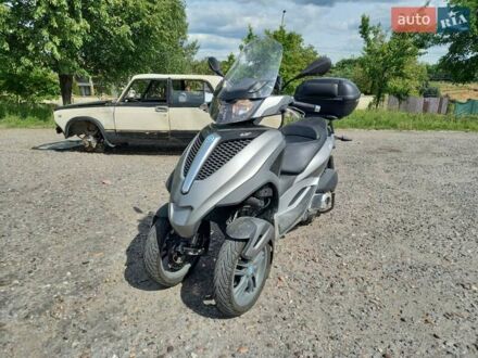 Піаджо MP3 2011 у Ужгороді на Automoto.ua Піаджо MP3, об'ємом двигуна 0.3 л та пробігом 22 тис. км за 2600 $, фото 1 на Automoto.ua