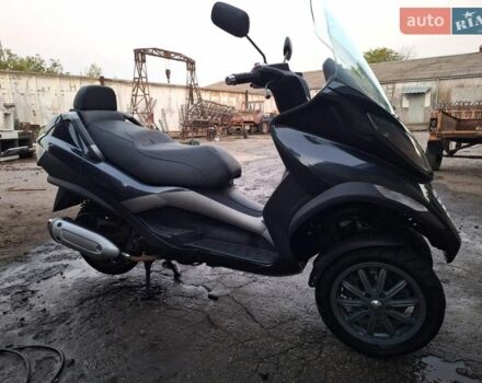 Серый Пиаджо MP3, объемом двигателя 0.12 л и пробегом 30 тыс. км за 791 $, фото 1 на Automoto.ua