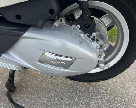 Білий Піаджо Vespa, об'ємом двигуна 0.12 л та пробігом 5 тис. км за 3200 $, фото 9 на Automoto.ua