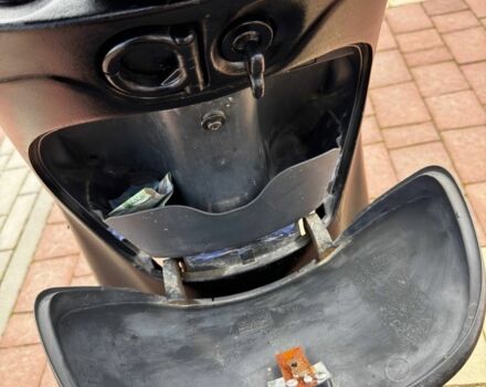 Піаджо Zip, об'ємом двигуна 100 л та пробігом 0 тис. км за 284 $, фото 6 на Automoto.ua