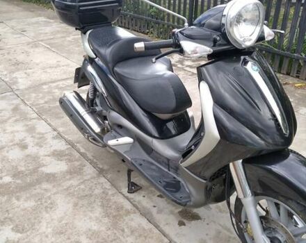 Черный Пиаджо Beverly 500, объемом двигателя 0 л и пробегом 14 тыс. км за 1200 $, фото 4 на Automoto.ua