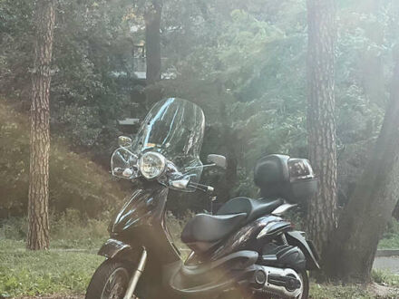 Піаджо Beverly 500, об'ємом двигуна 0 л та пробігом 30 тис. км за 5800 $, фото 1 на Automoto.ua