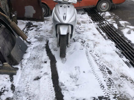 Пиаджо Beverly 500 2007 в Львове на Automoto.ua Пиаджо Beverly 500, объемом двигателя 0 л и пробегом 100 тыс. км за 500 $, фото 1 на Automoto.ua