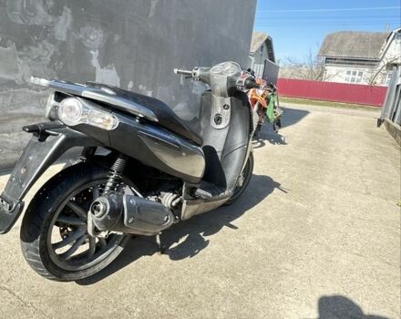 Пиаджо Carnaby 200, объемом двигателя 0.2 л и пробегом 0 тыс. км за 900 $, фото 3 на Automoto.ua