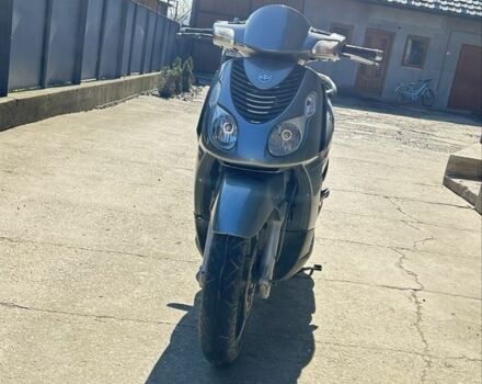 Пиаджо Carnaby 200, объемом двигателя 0.2 л и пробегом 0 тыс. км за 900 $, фото 5 на Automoto.ua