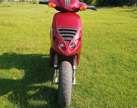 Пиаджо Другая, объемом двигателя 50 л и пробегом 0 тыс. км за 285 $, фото 4 на Automoto.ua