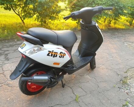 Пиаджо Другая, объемом двигателя 50 л и пробегом 0 тыс. км за 412 $, фото 2 на Automoto.ua