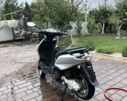 Пиаджо Другая, объемом двигателя 100 л и пробегом 0 тыс. км за 500 $, фото 1 на Automoto.ua