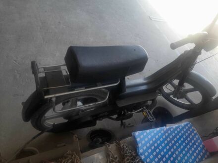 Пиаджо Другая 1995 в Черновцах на Automoto.ua Пиаджо Другая, объемом двигателя 10.85 л и пробегом 0 тыс. км за 400 $, фото 1 на Automoto.ua