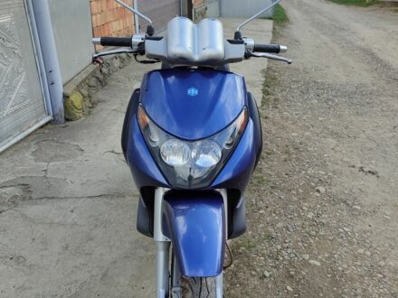 Пиаджо Другая 2006 в Черновцах на Automoto.ua Пиаджо Другая, объемом двигателя 0.2 л и пробегом 0 тыс. км за 900 $, фото 1 на Automoto.ua
