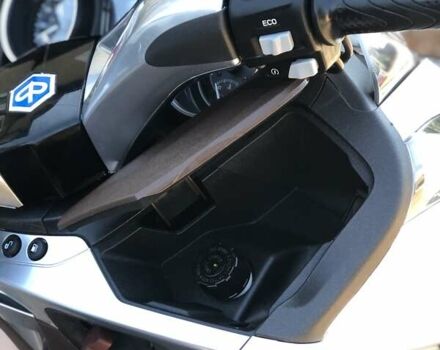Піаджо X10, об'ємом двигуна 0 л та пробігом 16 тис. км за 3800 $, фото 36 на Automoto.ua