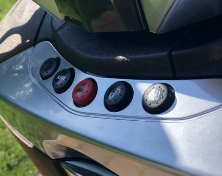 Піаджо X10, об'ємом двигуна 0 л та пробігом 16 тис. км за 3800 $, фото 16 на Automoto.ua