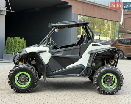 Белый Поларис RZR 900, объемом двигателя 0.8 л и пробегом 9 тыс. км за 13900 $, фото 14 на Automoto.ua