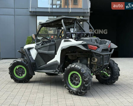 Белый Поларис RZR 900, объемом двигателя 0.8 л и пробегом 9 тыс. км за 13900 $, фото 11 на Automoto.ua