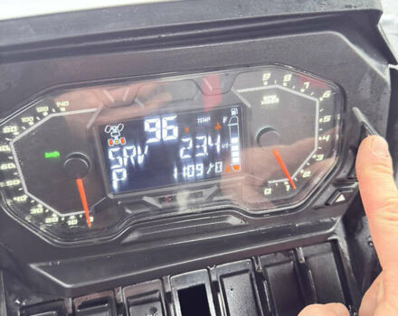 Білий Поларіс RZR XP 1000, об'ємом двигуна 1 л та пробігом 1 тис. км за 23000 $, фото 15 на Automoto.ua