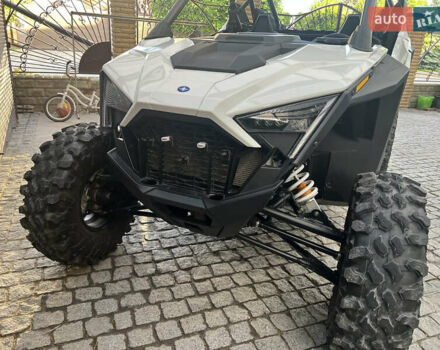 Белый Поларис RZR XP 1000, объемом двигателя 1 л и пробегом 1 тыс. км за 22900 $, фото 2 на Automoto.ua