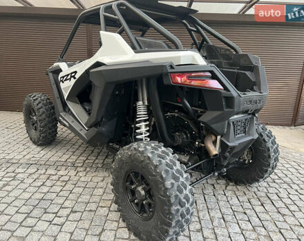 Белый Поларис RZR XP 1000, объемом двигателя 1 л и пробегом 1 тыс. км за 22900 $, фото 9 на Automoto.ua