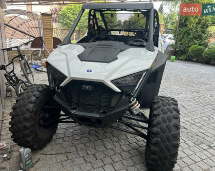 Белый Поларис RZR XP 1000, объемом двигателя 1 л и пробегом 1 тыс. км за 22900 $, фото 19 на Automoto.ua