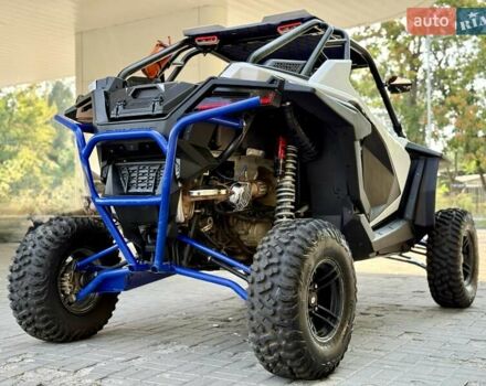 Білий Поларіс RZR XP 1000 EPS, об'ємом двигуна 1 л та пробігом 12 тис. км за 15999 $, фото 17 на Automoto.ua