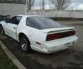 Білий Понтіак Firebird, об'ємом двигуна 3.1 л та пробігом 120 тис. км за 8000 $, фото 1 на Automoto.ua