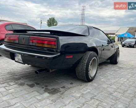 Понтиак Файрберд, объемом двигателя 0 л и пробегом 140 тыс. км за 15700 $, фото 1 на Automoto.ua