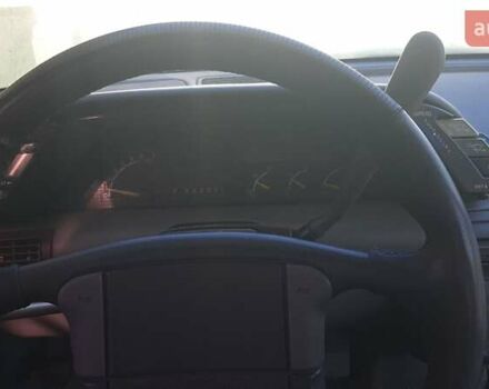 Понтиак Гранд Прикс, объемом двигателя 2.8 л и пробегом 330 тыс. км за 2300 $, фото 6 на Automoto.ua