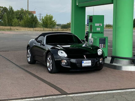 Черный Понтиак Солстис, объемом двигателя 2 л и пробегом 90 тыс. км за 18500 $, фото 1 на Automoto.ua