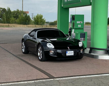 Черный Понтиак Солстис, объемом двигателя 2 л и пробегом 90 тыс. км за 18500 $, фото 1 на Automoto.ua