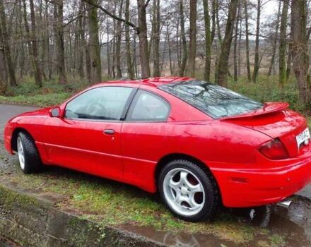 Красный Понтиак Санфаер, объемом двигателя 2.19 л и пробегом 250 тыс. км за 3300 $, фото 2 на Automoto.ua
