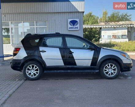 Сірий Понтіак Vibe, об'ємом двигуна 1.8 л та пробігом 261 тис. км за 2550 $, фото 5 на Automoto.ua