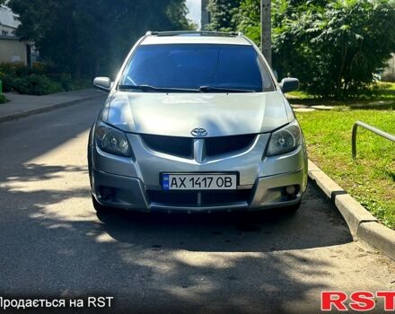 Серый Понтиак Вайб, объемом двигателя 1.8 л и пробегом 250 тыс. км за 6000 $, фото 1 на Automoto.ua