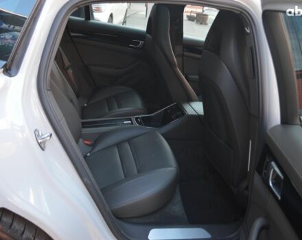 Порше 3302, объемом двигателя 2.3 л и пробегом 66 тыс. км за 76900 $, фото 1 на Automoto.ua