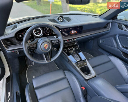 Белый Порше 911, объемом двигателя 2.98 л и пробегом 13 тыс. км за 180000 $, фото 52 на Automoto.ua