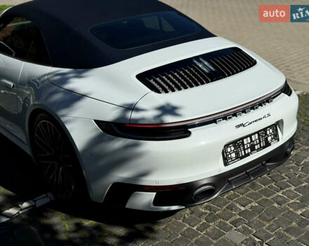 Белый Порше 911, объемом двигателя 2.98 л и пробегом 13 тыс. км за 180000 $, фото 36 на Automoto.ua