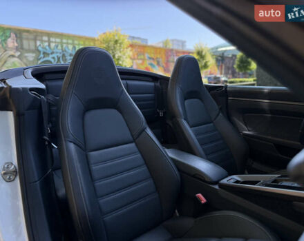 Белый Порше 911, объемом двигателя 2.98 л и пробегом 13 тыс. км за 180000 $, фото 87 на Automoto.ua