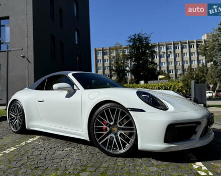 Белый Порше 911, объемом двигателя 2.98 л и пробегом 13 тыс. км за 180000 $, фото 2 на Automoto.ua