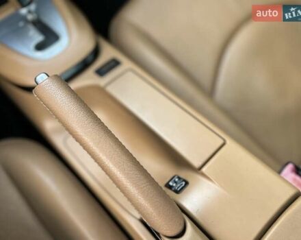 Білий Порше 911, об'ємом двигуна 3.6 л та пробігом 88 тис. км за 54000 $, фото 32 на Automoto.ua