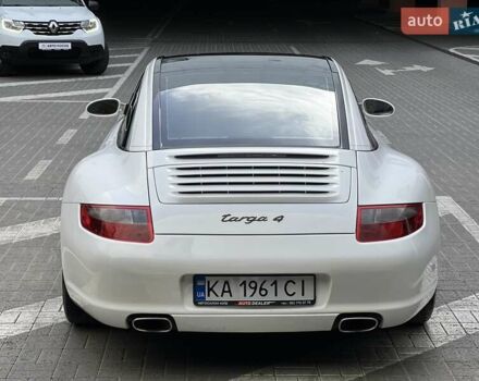 Білий Порше 911, об'ємом двигуна 3.6 л та пробігом 88 тис. км за 54000 $, фото 10 на Automoto.ua