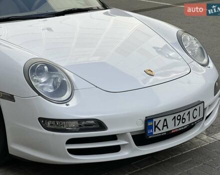 Білий Порше 911, об'ємом двигуна 3.6 л та пробігом 88 тис. км за 54000 $, фото 16 на Automoto.ua