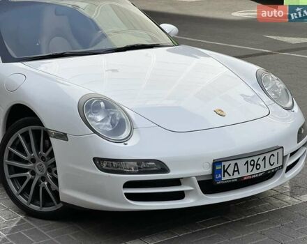Білий Порше 911, об'ємом двигуна 3.6 л та пробігом 88 тис. км за 54000 $, фото 1 на Automoto.ua