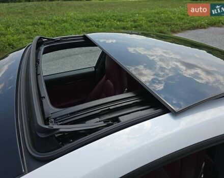 Белый Порше 911, объемом двигателя 0 л и пробегом 51 тыс. км за 78000 $, фото 10 на Automoto.ua