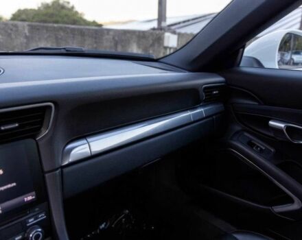 Білий Порше 911, об'ємом двигуна 3 л та пробігом 30 тис. км за 39000 $, фото 11 на Automoto.ua