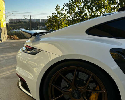 Белый Порше 911, объемом двигателя 3.75 л и пробегом 50 тыс. км за 350000 $, фото 12 на Automoto.ua