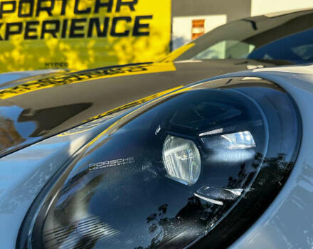 Белый Порше 911, объемом двигателя 3.75 л и пробегом 50 тыс. км за 350000 $, фото 15 на Automoto.ua